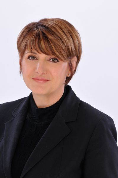 Deb Williams, Associate