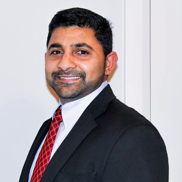 Renji Thomas, Associate