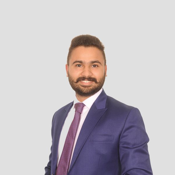 Dave Bajwa, Associate
