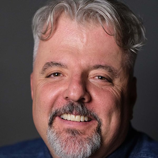 Byron Scheuer, Associate