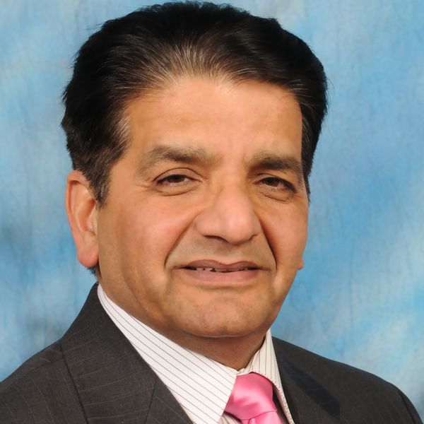 Sukhdev Dave Agnihotri, Associate