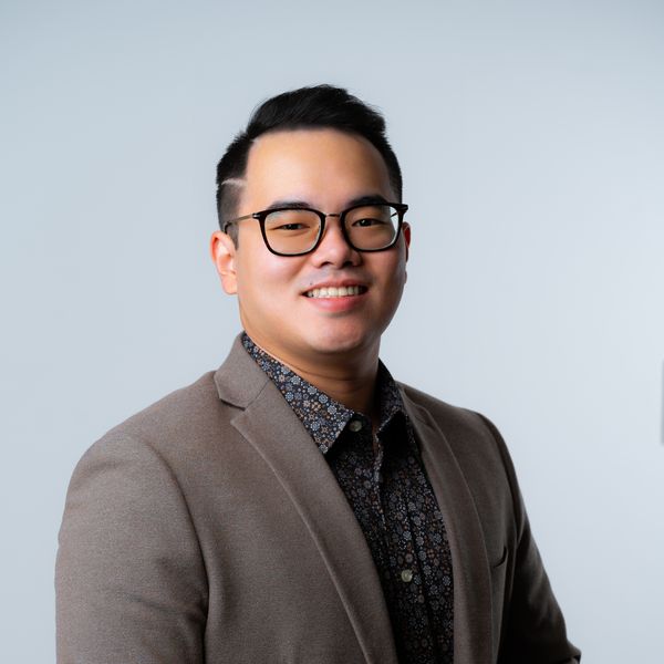 Ken Su, Associate