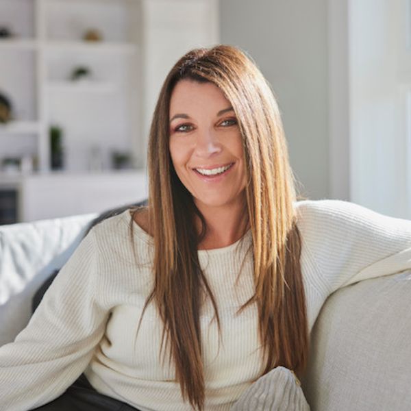 Melanie Brady, Associate